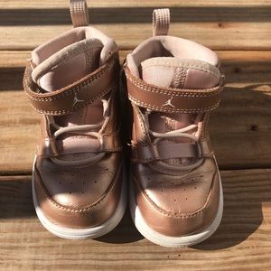 Pink Nike Air Jordan’s Toddler 7